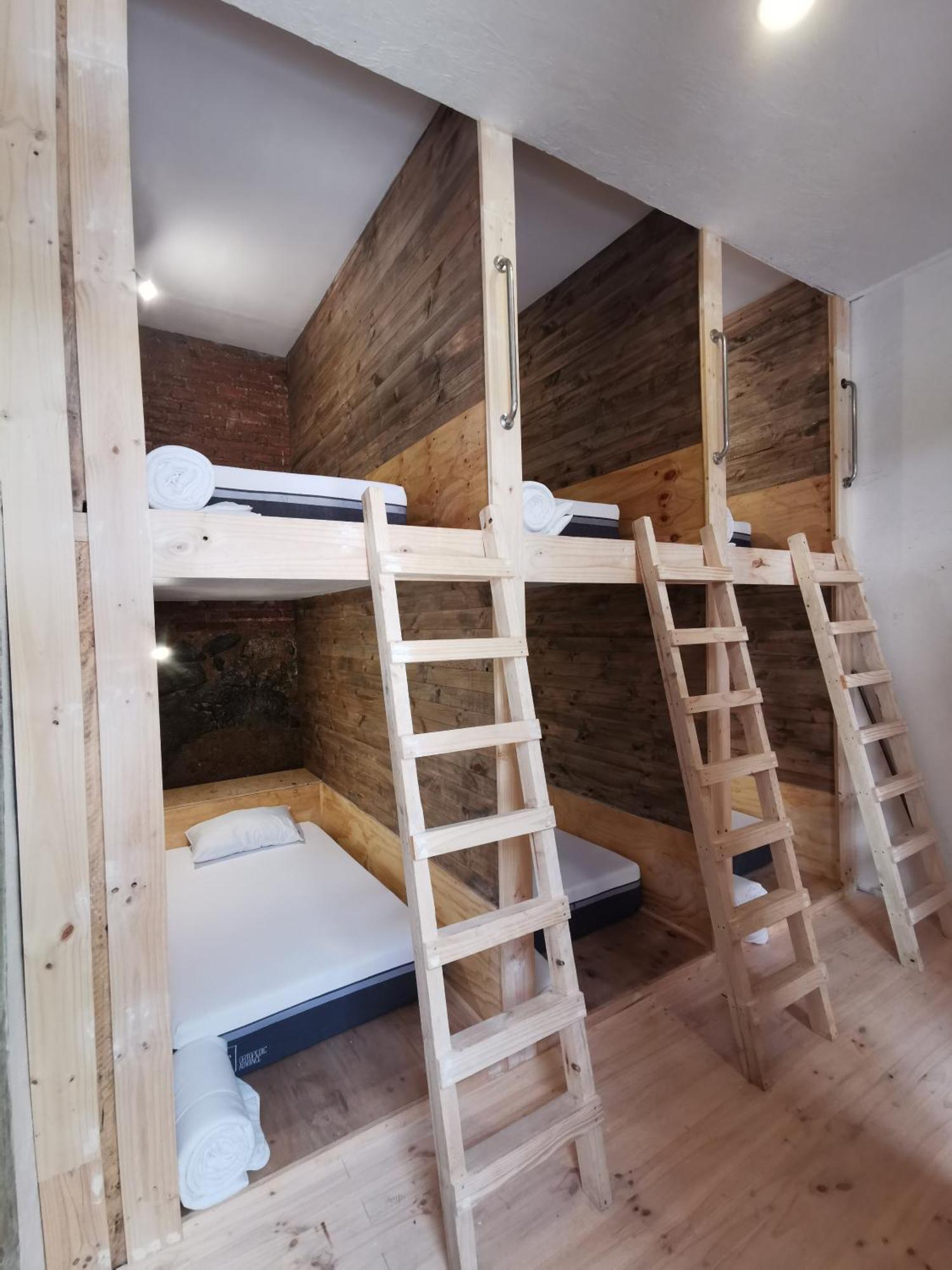 Hostal Licanantay บัลปาราอีโซ ภายนอก รูปภาพ